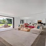 Villa Flores *